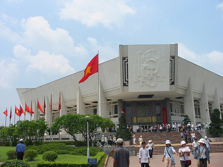 Bảo Tàng Hồ Chí Minh